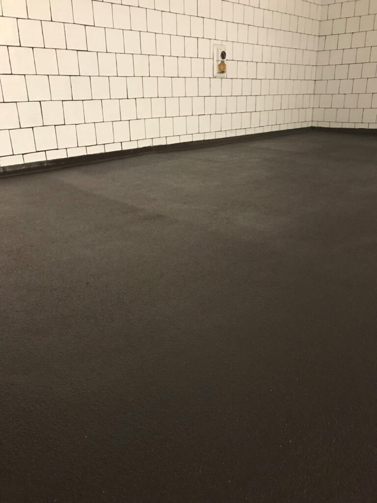Epoxy flooring and coving at Woolworths Dapto