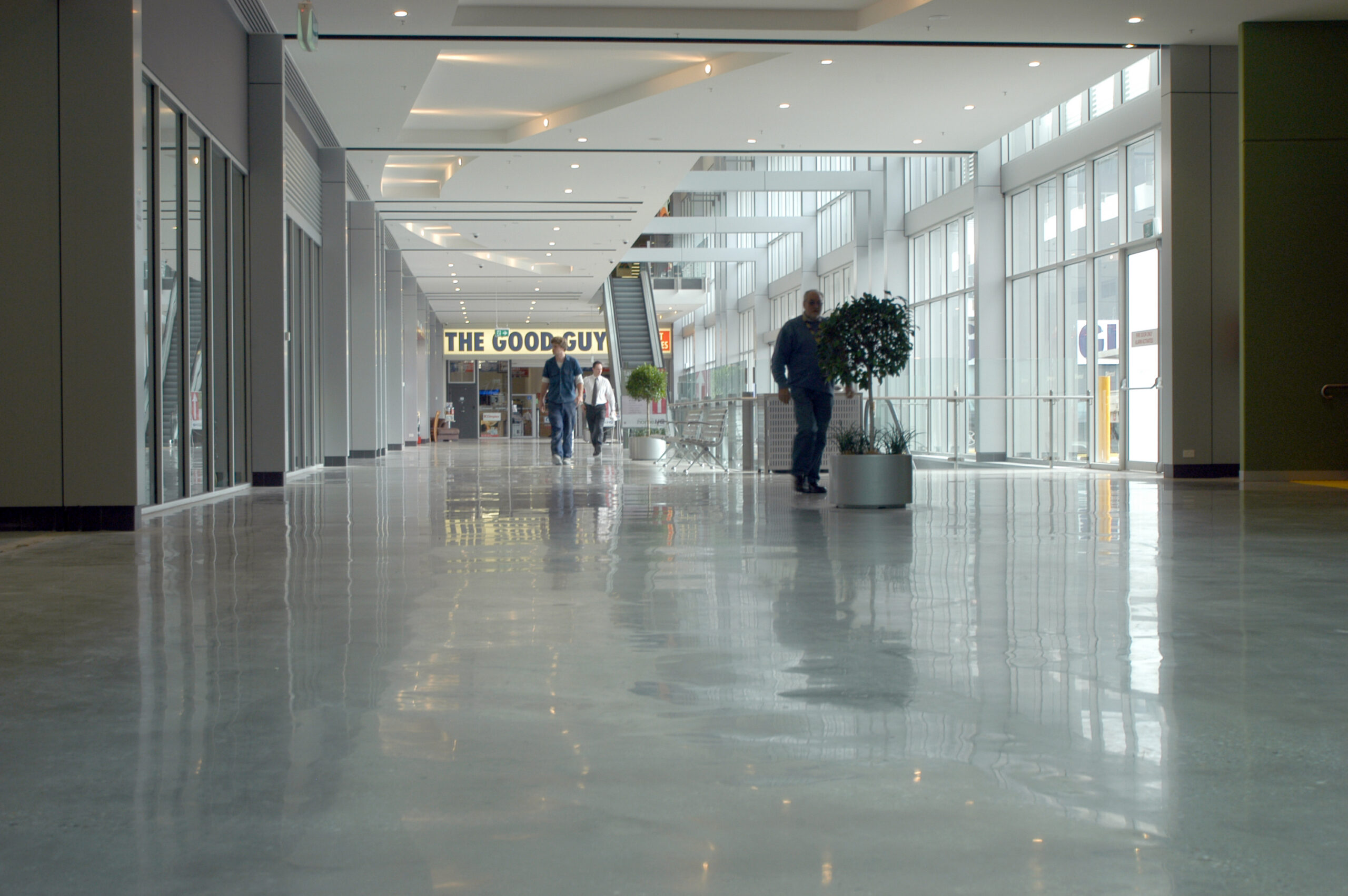 HiPERFLOOR polished concrete flooring in a retail shopping centre by Durable Floors